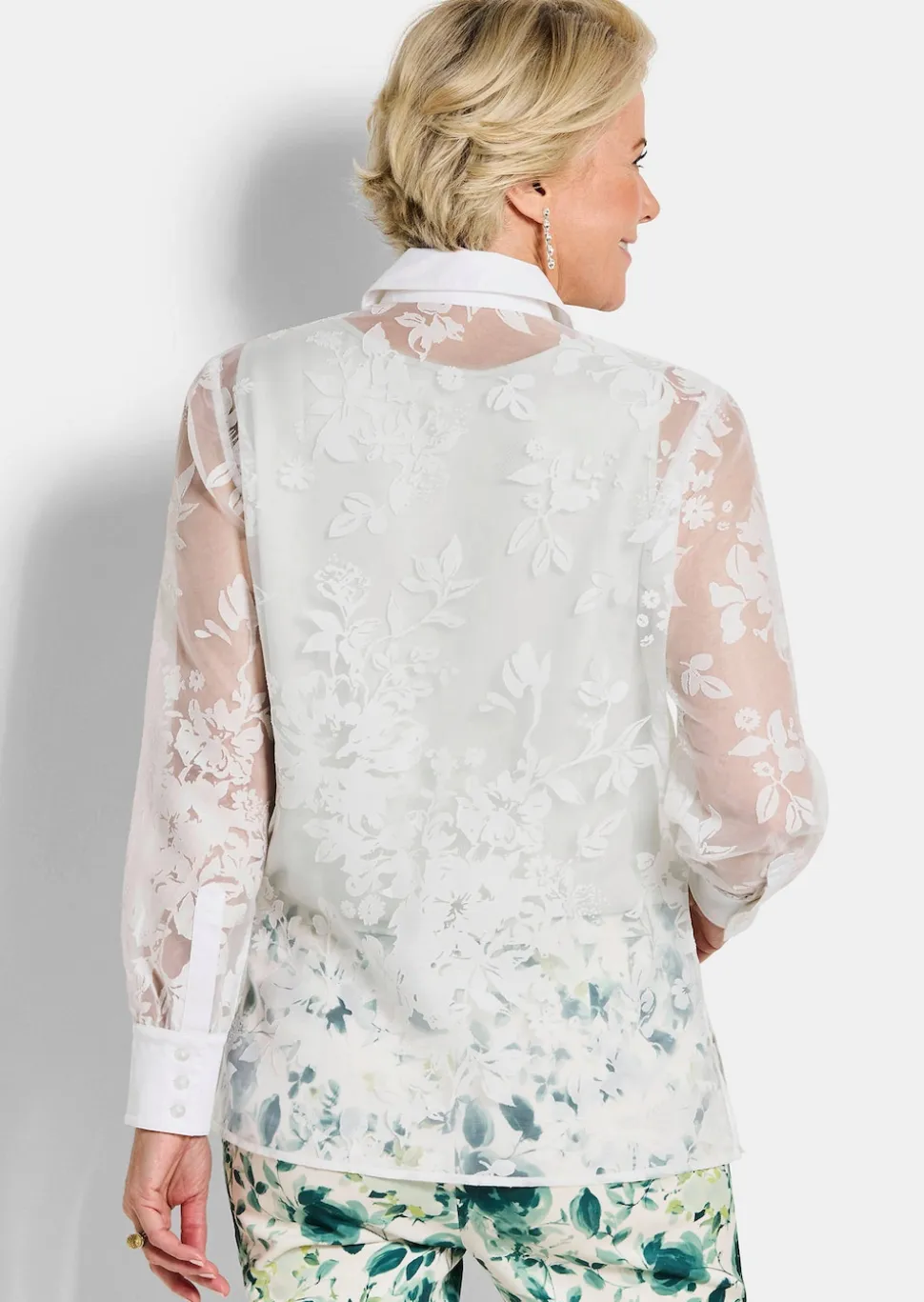 Ausbrenner-Bluse mit Blumenmuster