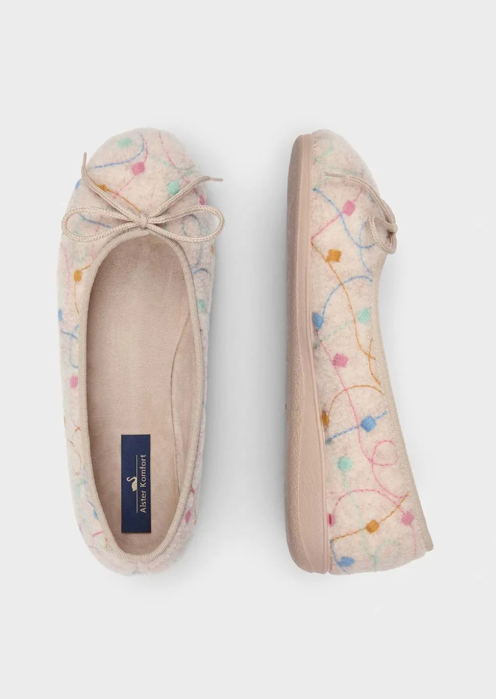 Ballerina-Hausschuhe mit zarter Stickerei