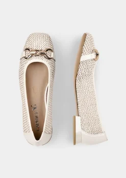 Ballerina in edler Strickoptik