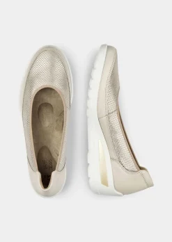 Ballerina mit auswechselbarem Fußbett