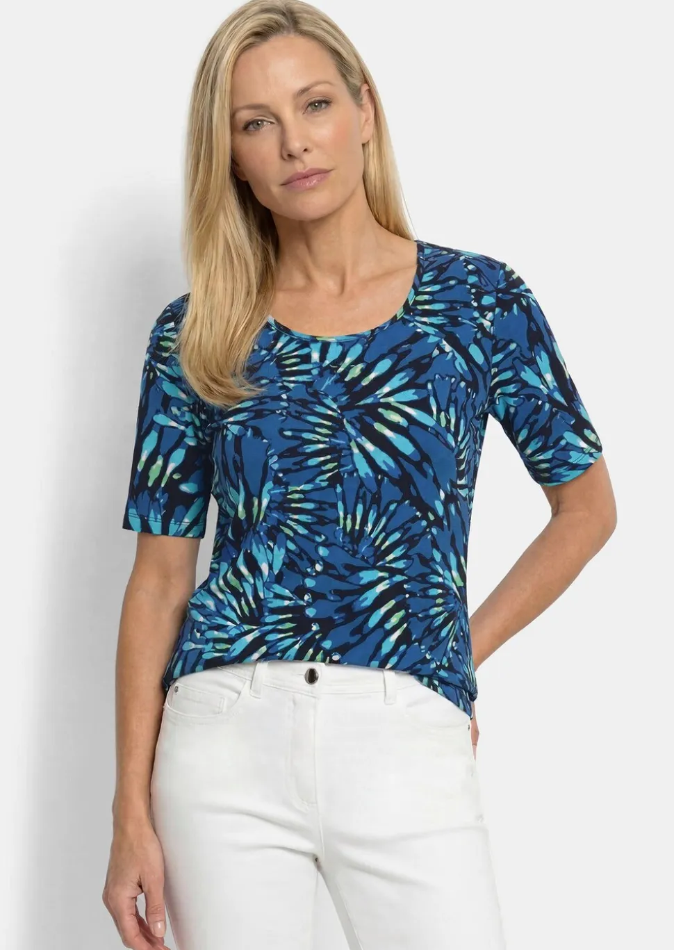 Baumwollshirt mit femininen Blüten