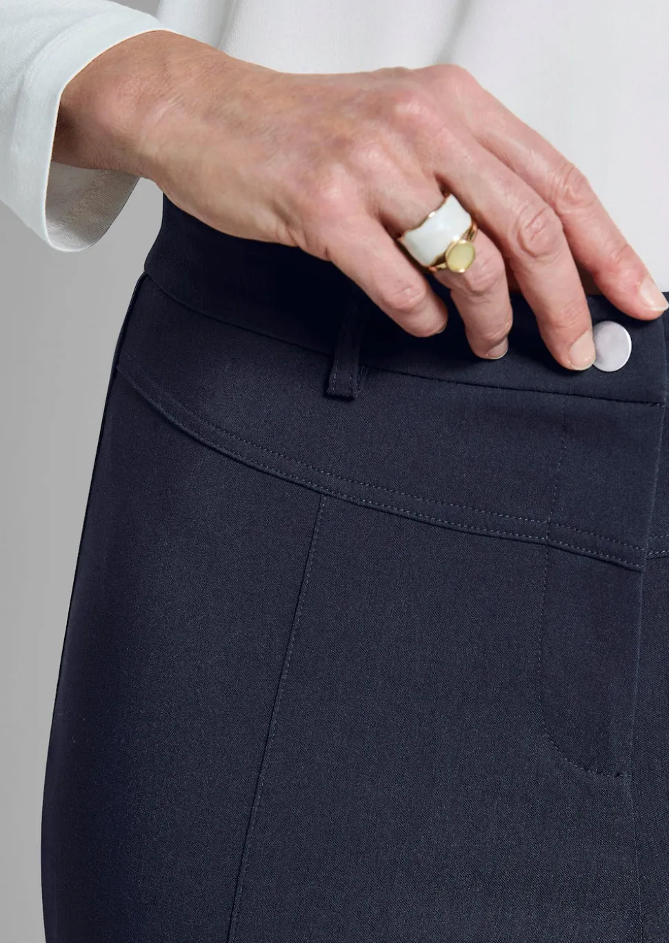 Bengalinhose LOUISA aus Super Stretch