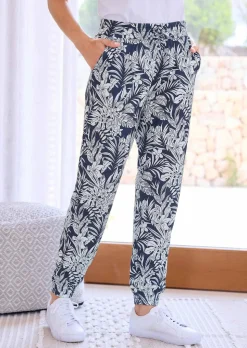 Bequeme Jogginghose mit Blätter-Print