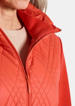 Übergangsjacke aus Strick und Stepp
