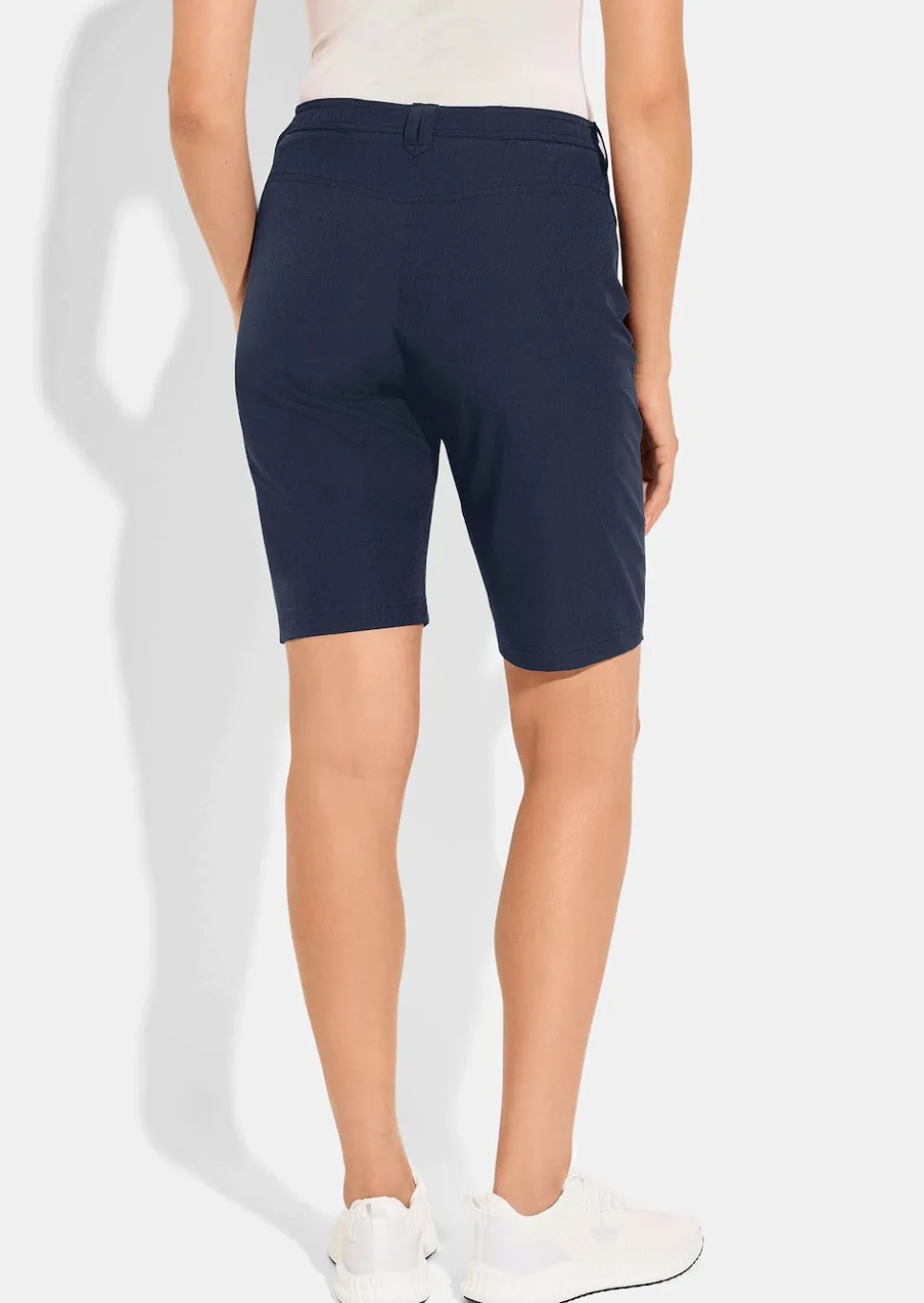 Bermuda aus Active-Stretch-Material
