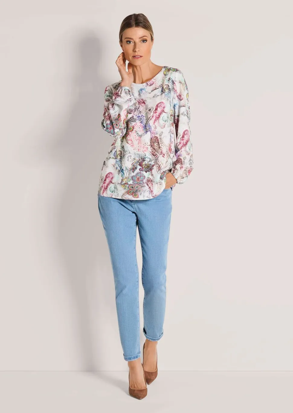Bluse aus reiner Viskose