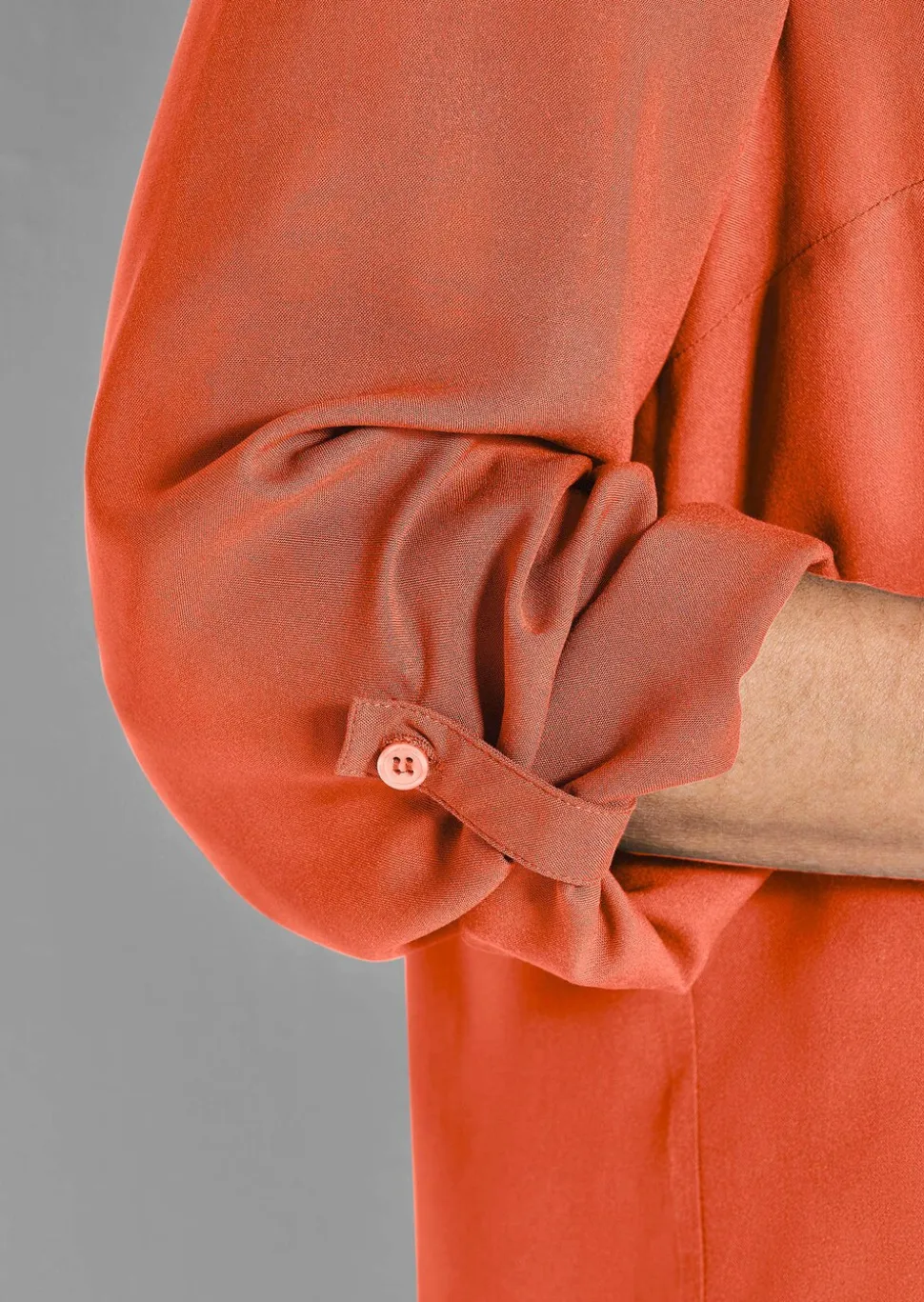 Bluse aus reiner Viskose