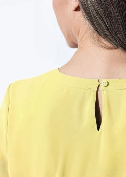 Bluse mit aufregender Ärmellösung