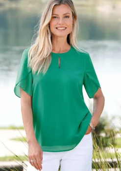Bluse mit aufregender Ärmellösung