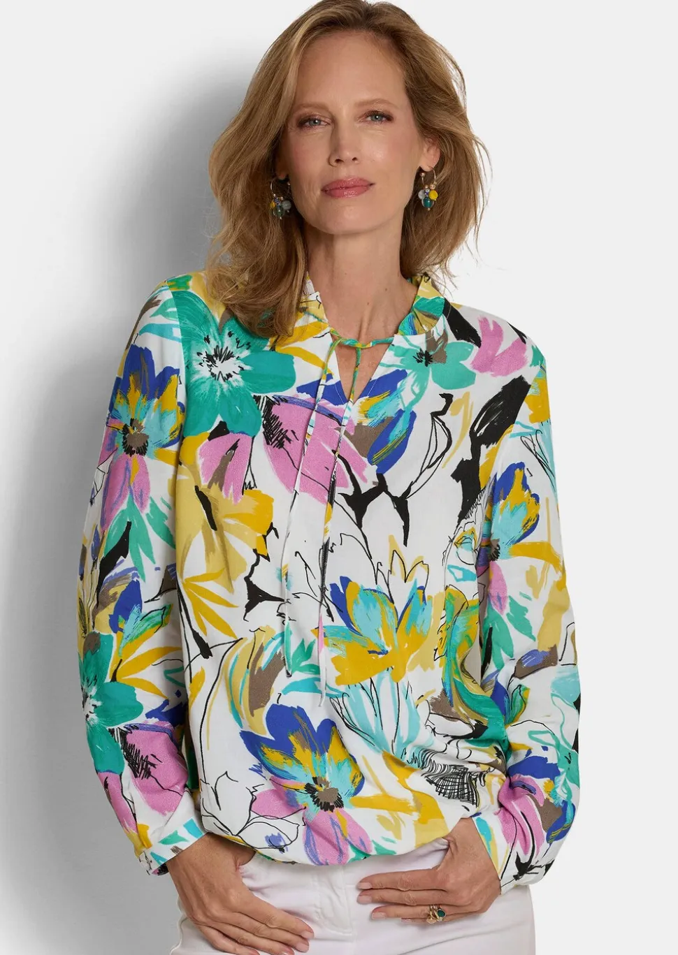 Bluse mit Rüschenkragen