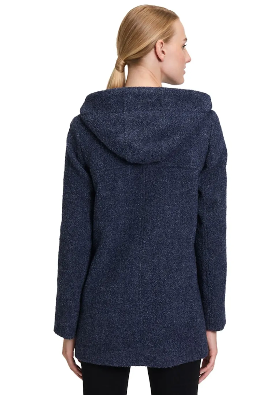 Bouclé-Jacke im sportiven Look