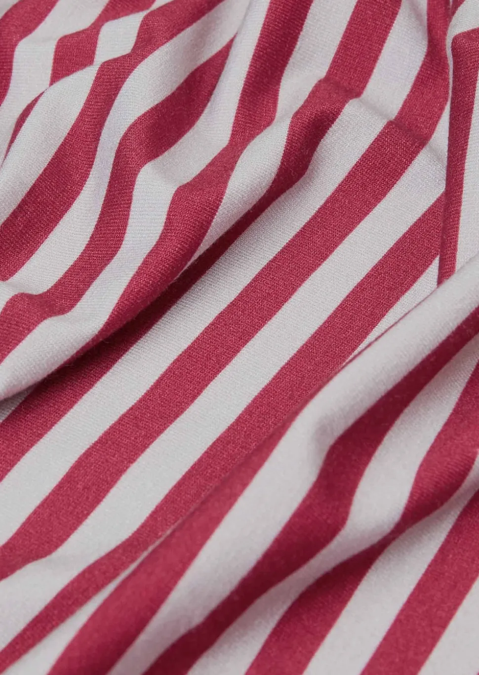 Buntgewirktes Ringelshirt