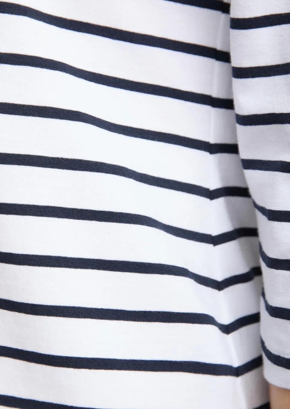 Buntgewirktes Ringelshirt