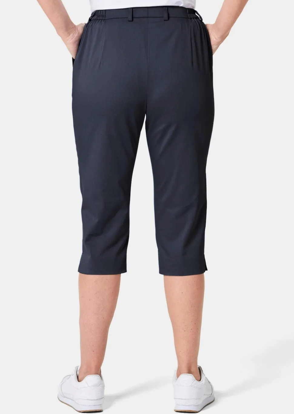 Caprihose CARLA aus Satin