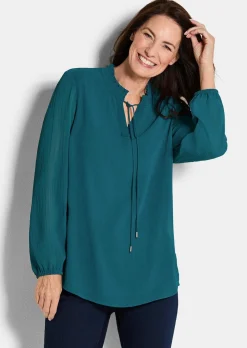 Chiffonbluse mit femininem Ausschnitt