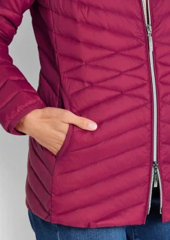 Daunenjacke mit femininer Steppung
