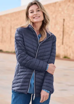 Daunenjacke mit femininer Steppung