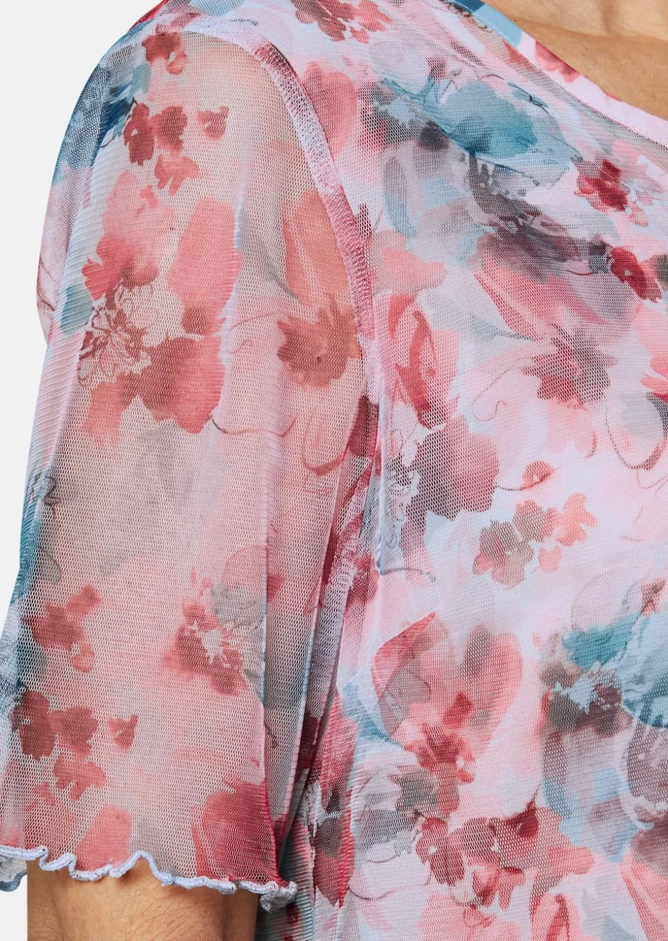 Druckbluse aus herrlich weichem Mesh