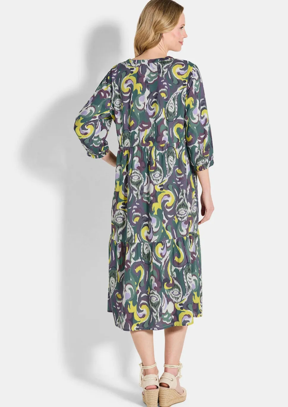 Druckkleid aus weich fließender Viskose