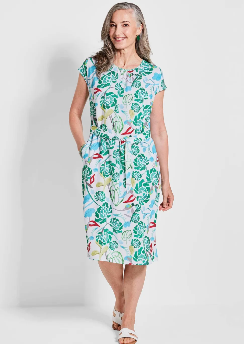Druckkleid mit Alloverprint & Bindegürtel