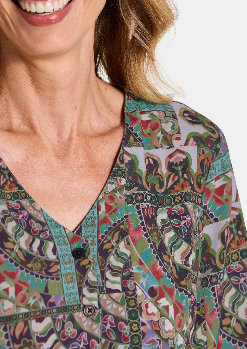 Farbenfrohes Kleid aus reiner Viskose