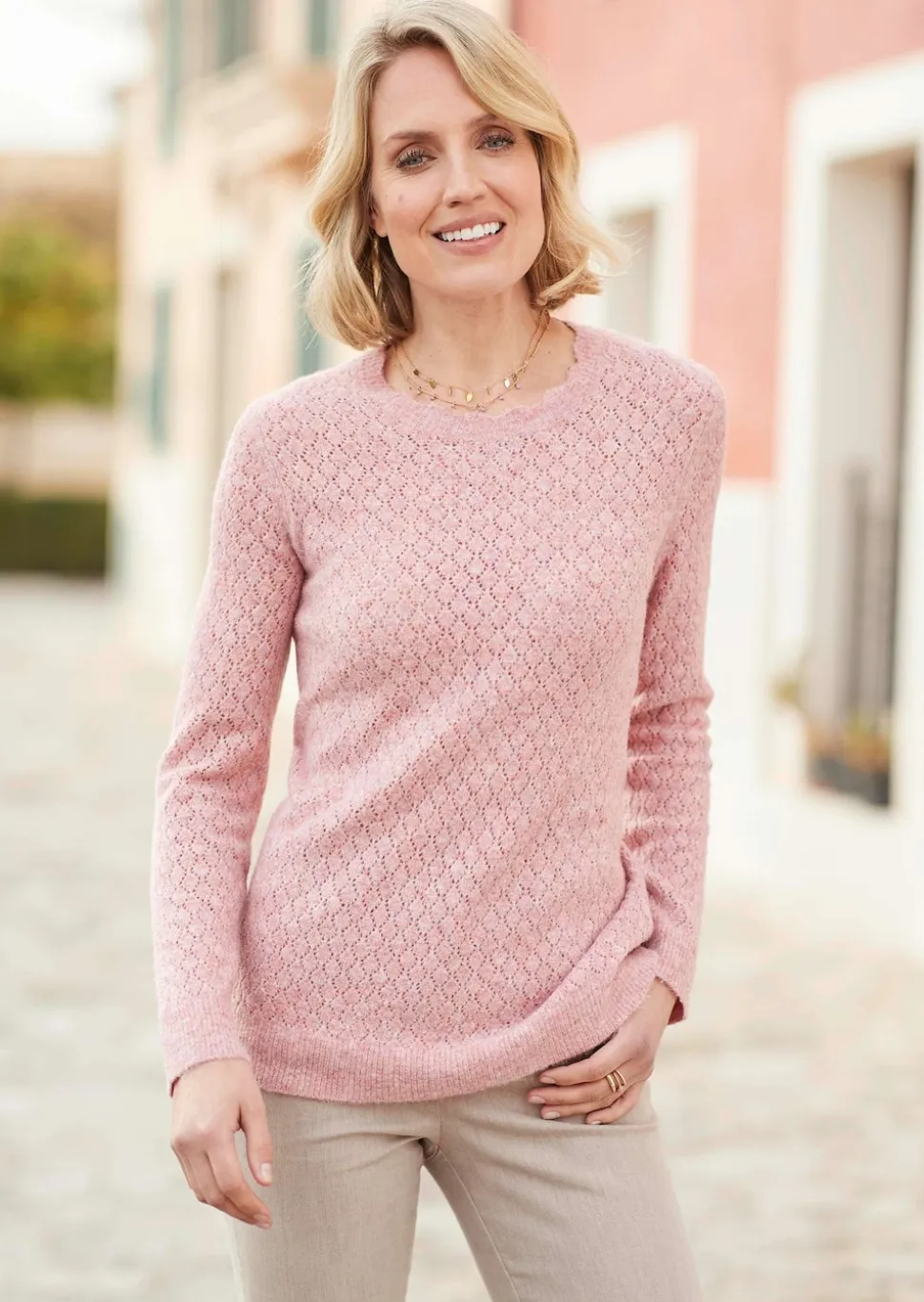 Femininer Ajourpullover aus hochwertigem Melange-Garn