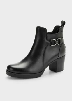 Feminine Stiefeletten mit Absatz