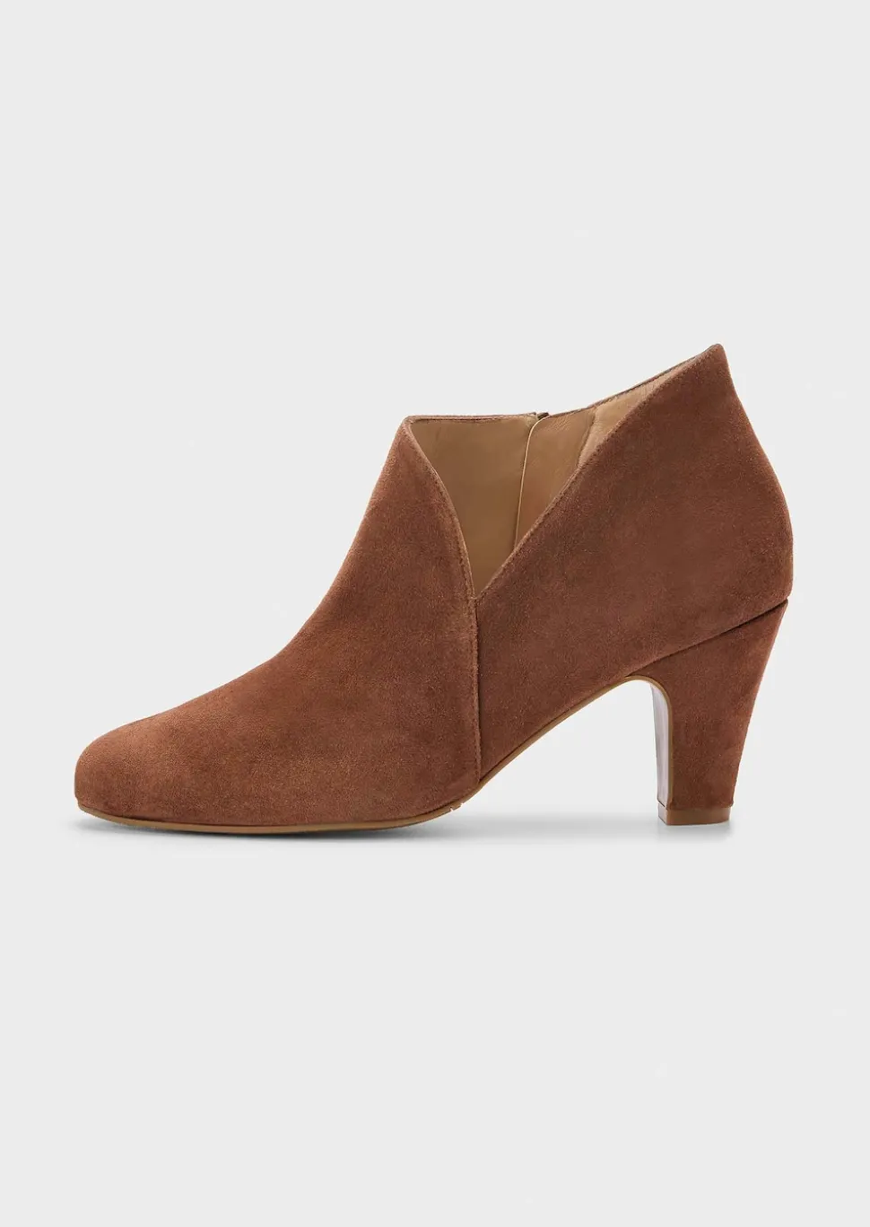 Feminine Stiefeletten mit Absatz