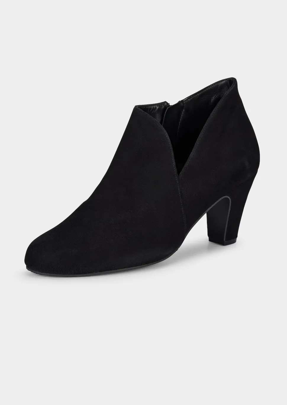 Feminine Stiefeletten mit Absatz