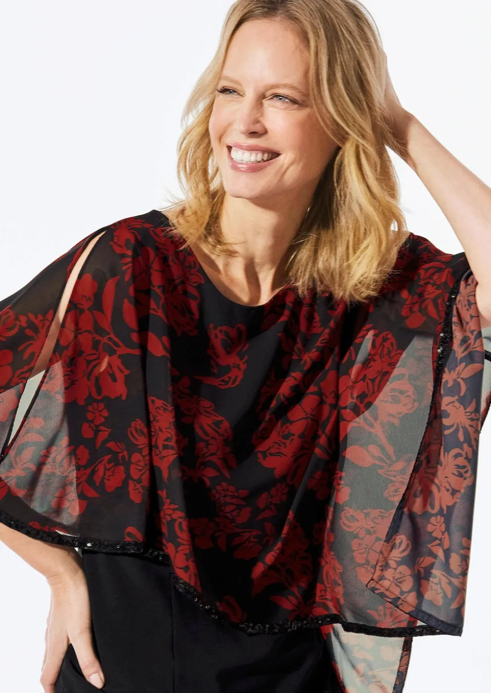 Festliches Kleid mit feinem Chiffonüberwurf