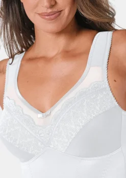 Figurformender Body mit Spitze