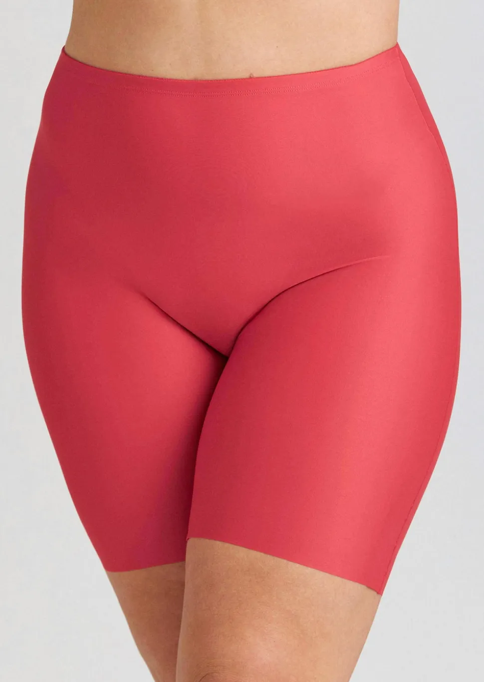 Figurformender Slip mit langen Beinen