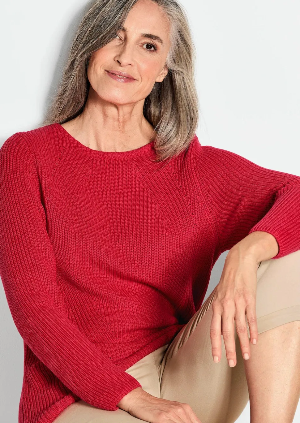 Figurschmeichelnder Pullover aus reiner Baumwolle