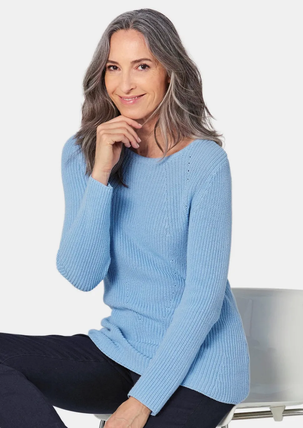 Figurschmeichelnder Pullover aus reiner Baumwolle