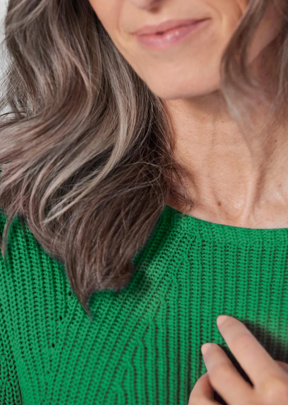 Figurschmeichelnder Pullover aus reiner Baumwolle