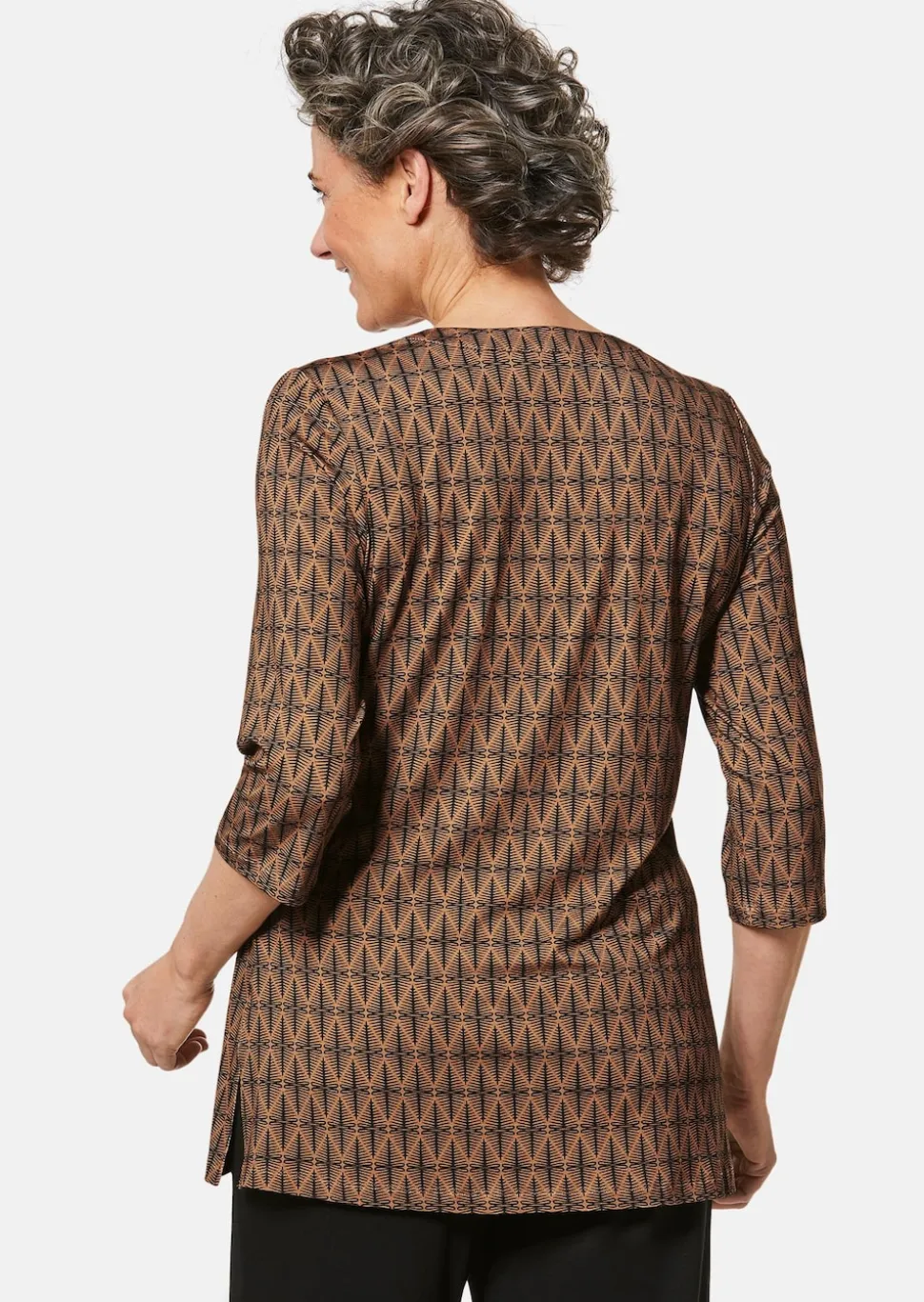 Figurschmeichelndes Drucktunika-Shirt