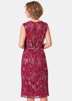 Figur umspielendes Kleid mit feinen Glanzgarnen