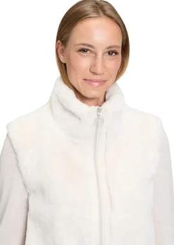 Flauschige Weste aus Fake Fur