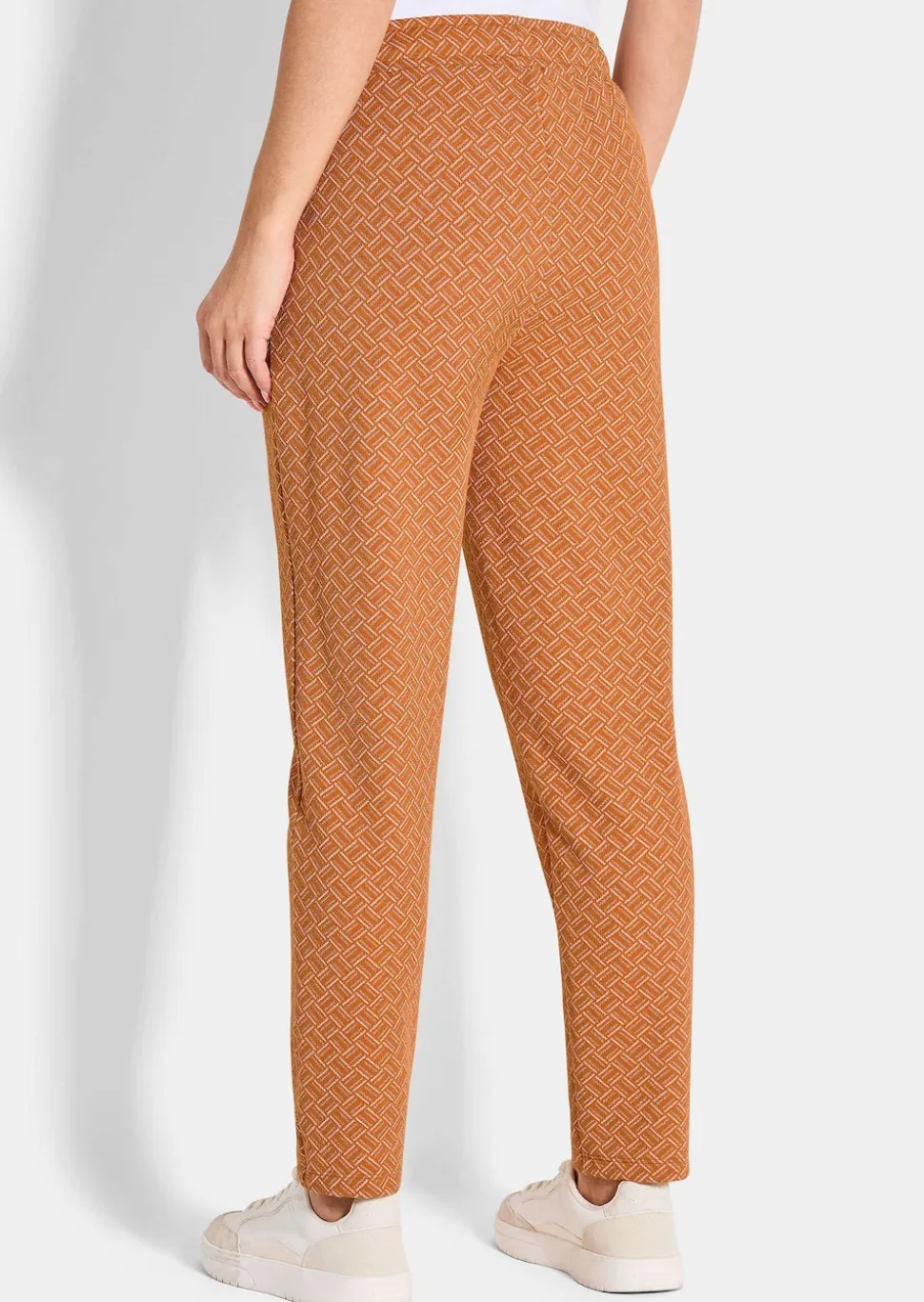 Freizeithose mit Glanz-Details