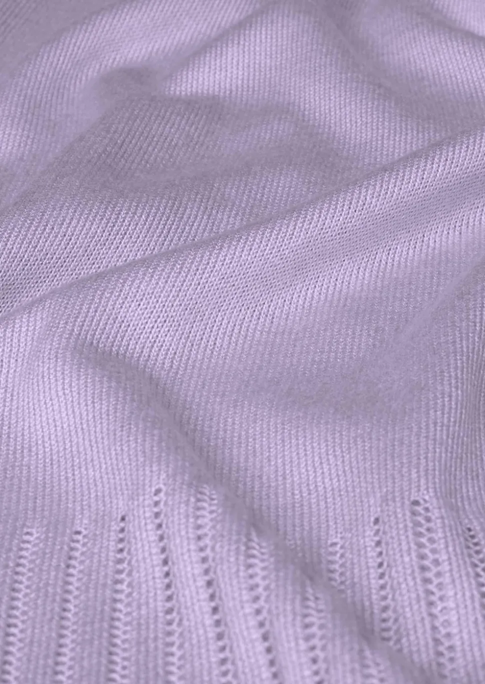 Gepflegter Ajour-Pullover mit femininen Durchbrüchen