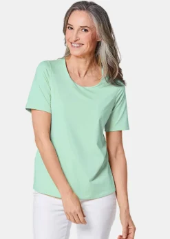 Gepflegtes Shirt in formstabiler Ware