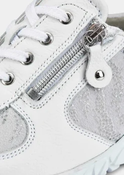 Halbschuhe mit Elastik-Einsätzen