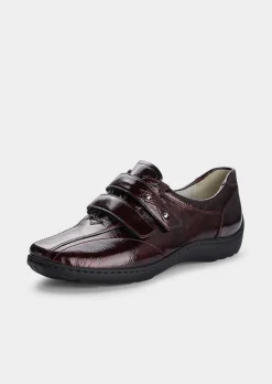 Halbschuhe mit verstellbarem Klettverschluss