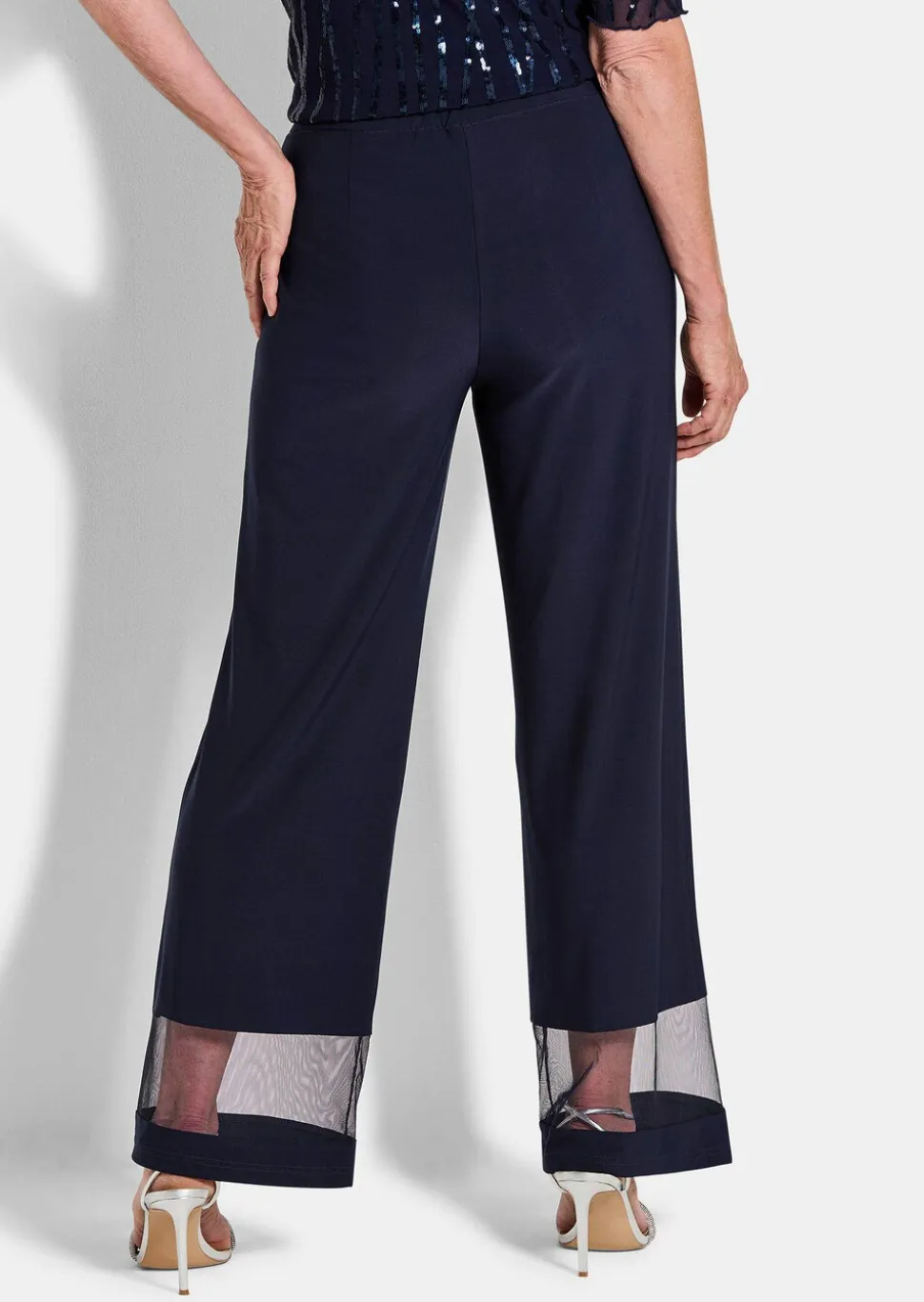 Hose VERA mit Mesh-Einsätzen