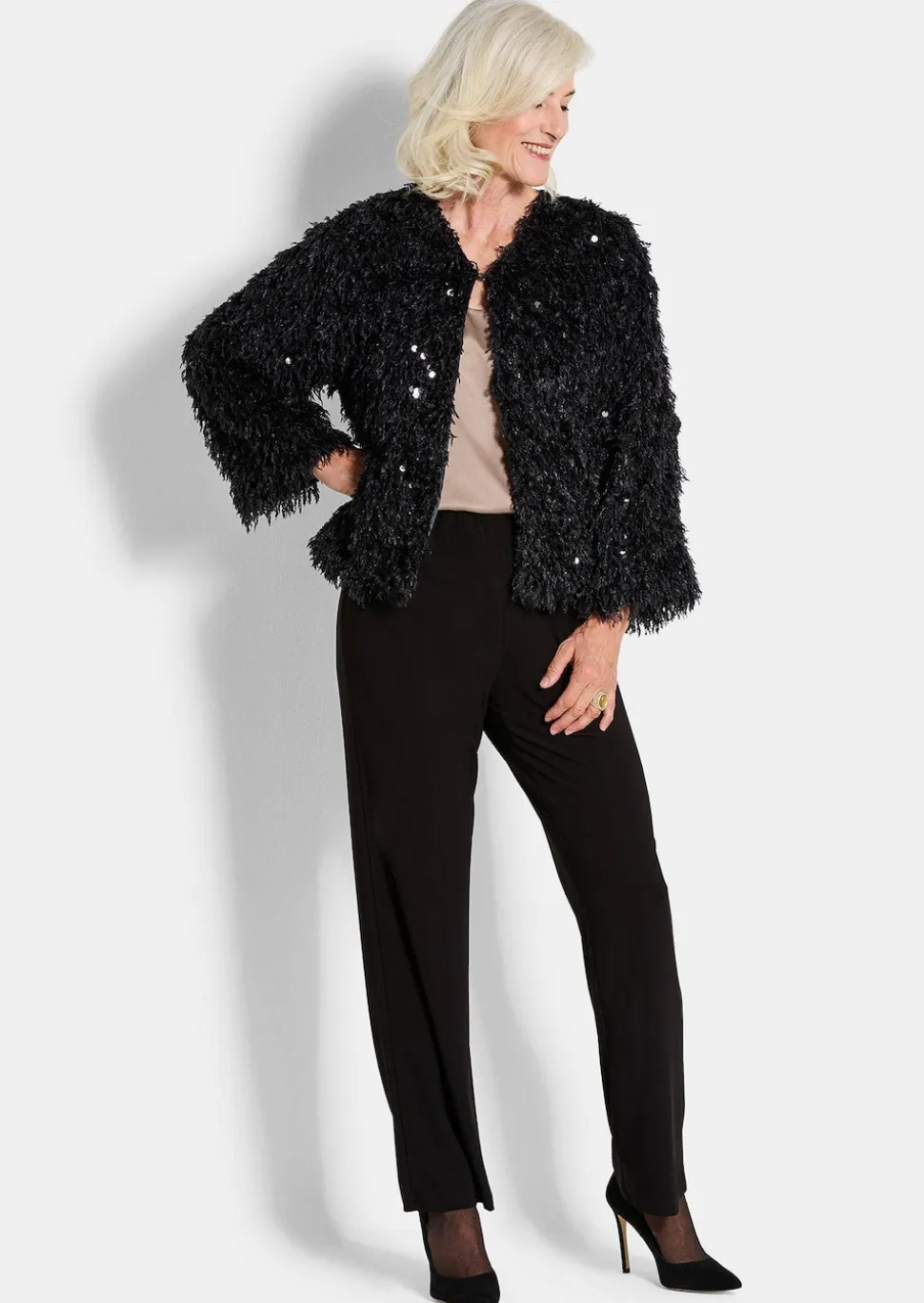 Jacke in Feder-Optik mit Pailletten