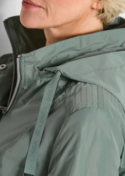 Jacke mit abnehmbarer Kapuze