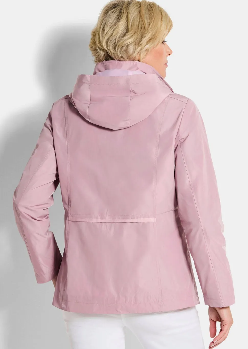 Jacke mit abnehmbarer Kapuze