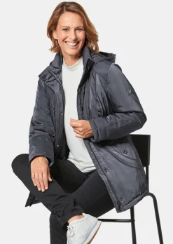 Jacke mit Kapuze in dezenter Crashstruktur