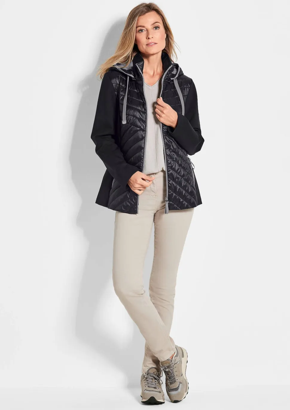Jacke mit Stehkragen