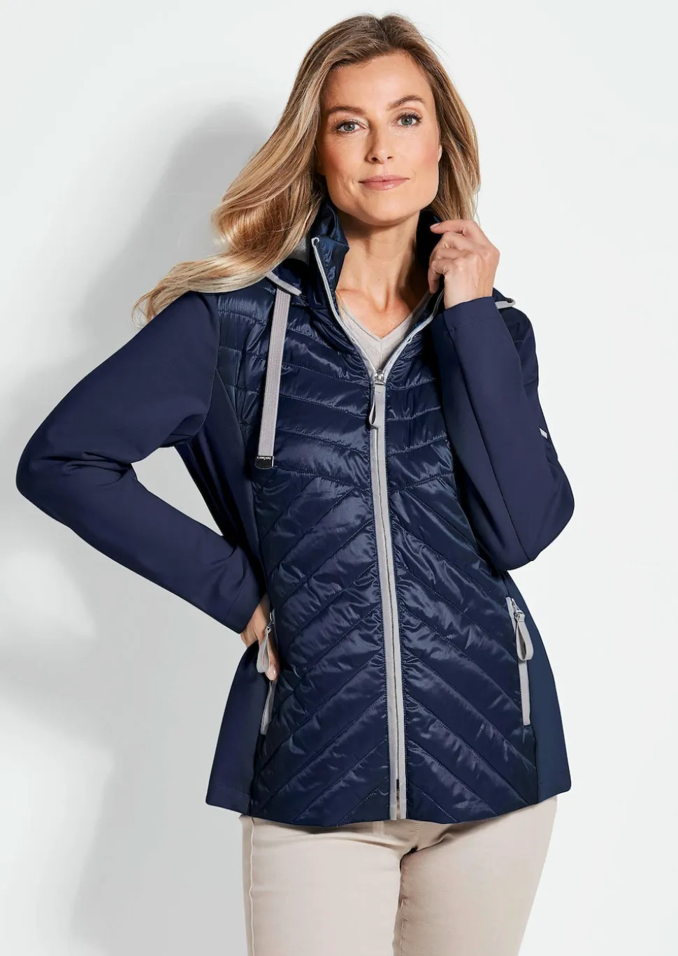 Jacke mit Stehkragen